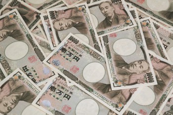 お金