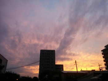 空３
